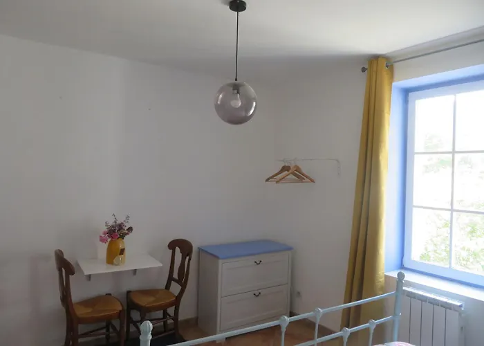 Inn De La Petite Casserole Revest-des-Brousses