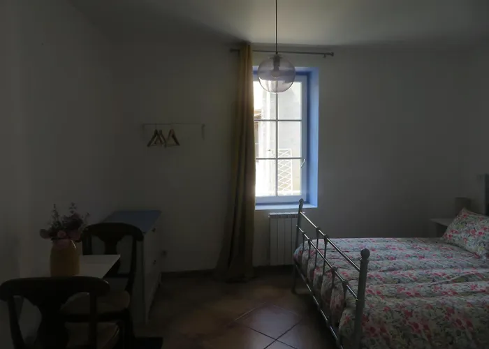 De La Petite Casserole Inn